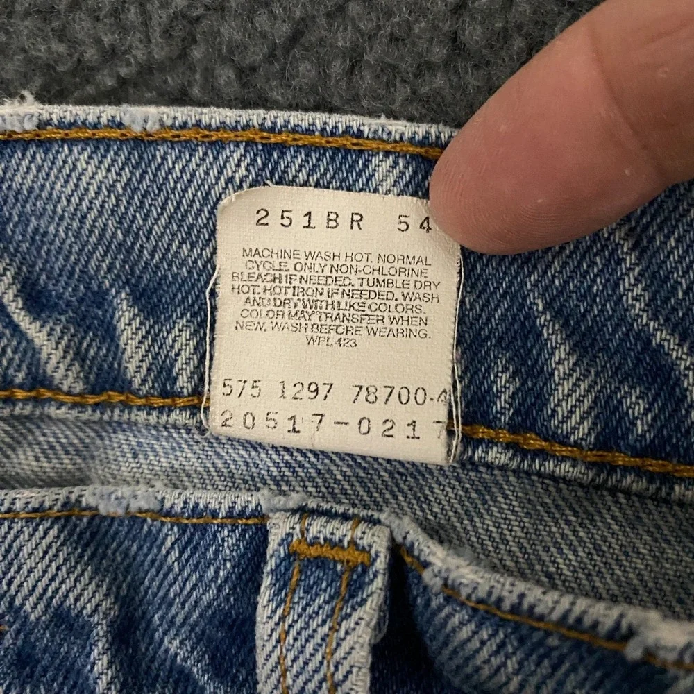 VTG 90s Levis 517 Jeans FITS 36x31 Orang Tab Bootcut Light Wash Blue Distressed